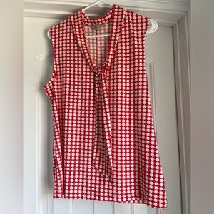 Banana Republic Tie Neck Tank in geomteric pattern - L